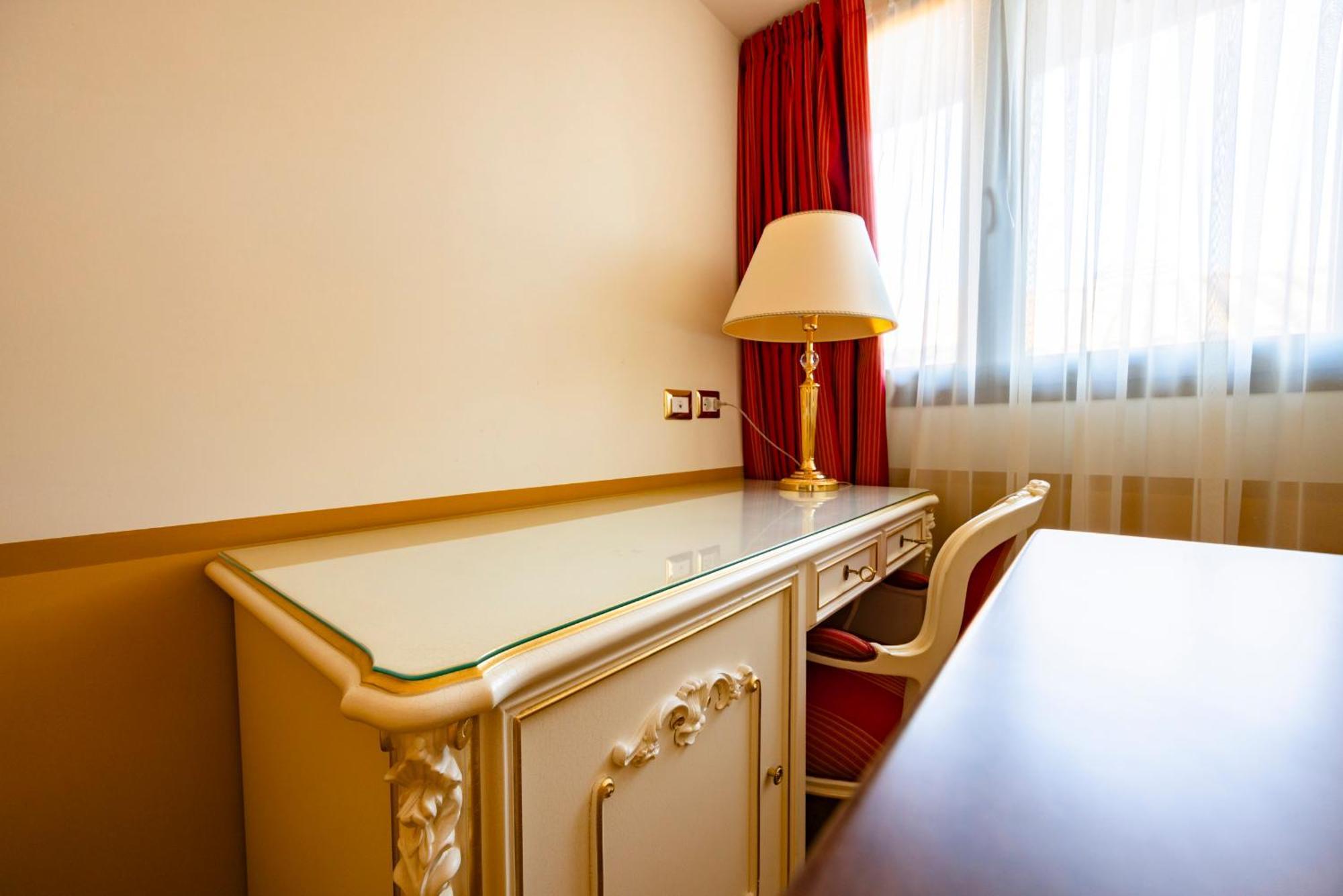 Hotel Il Gentiluomo Arezzo Esterno foto